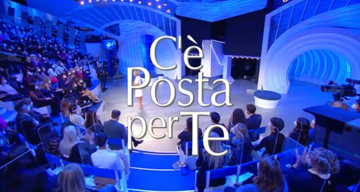 C'è Posta Per Te in pericolo per Sanremo