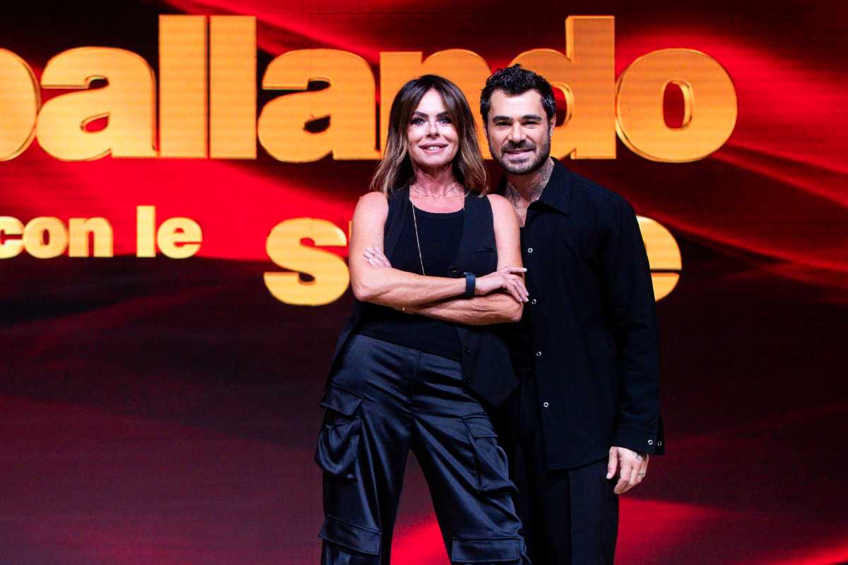 Ballando con le stelle, Milly Carlucci saluta una coppia in gara