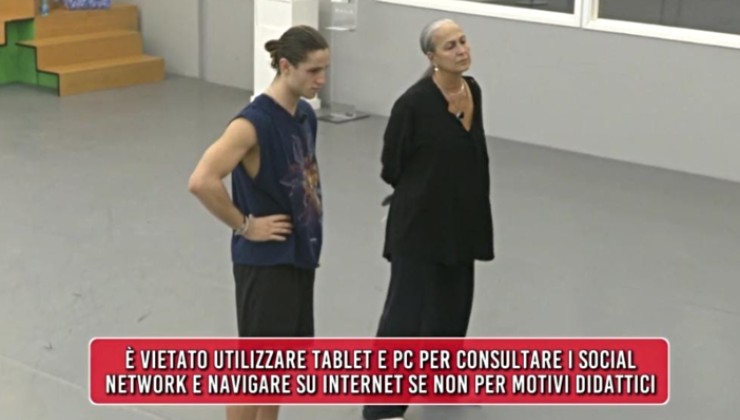 Amici, il provvedimento della Celentano contro Dustin
