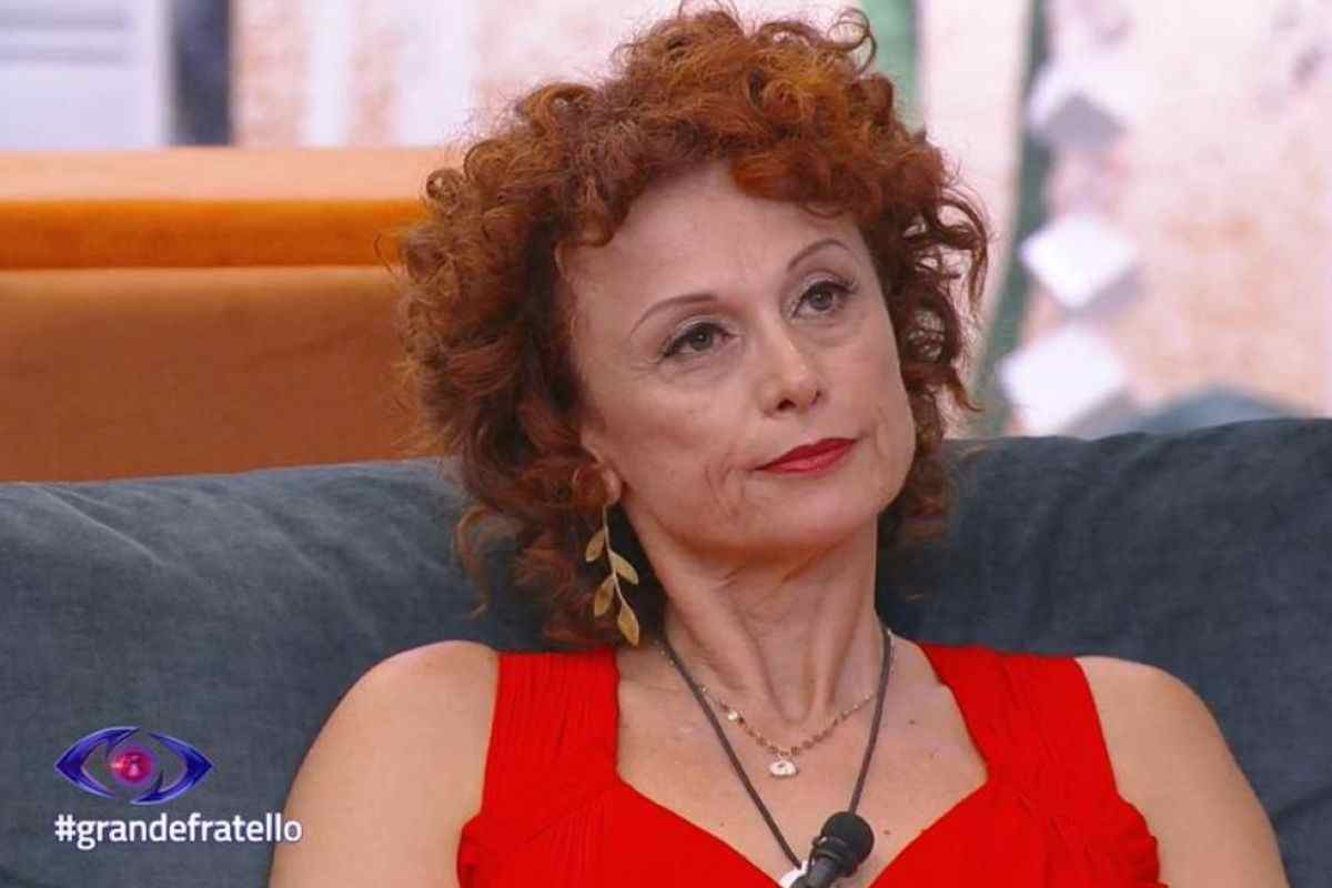 Sara Ricci e Varrese contro Beatrice